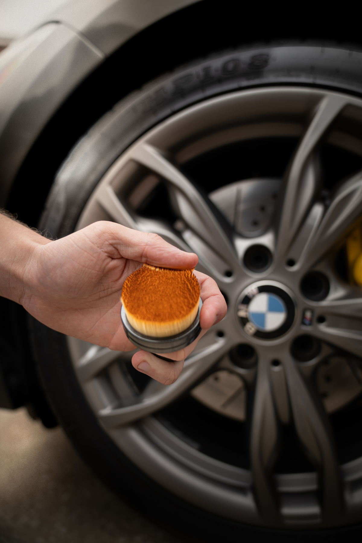 BLACKLINE® TIRE SHINE APPLICATOR BRUSH